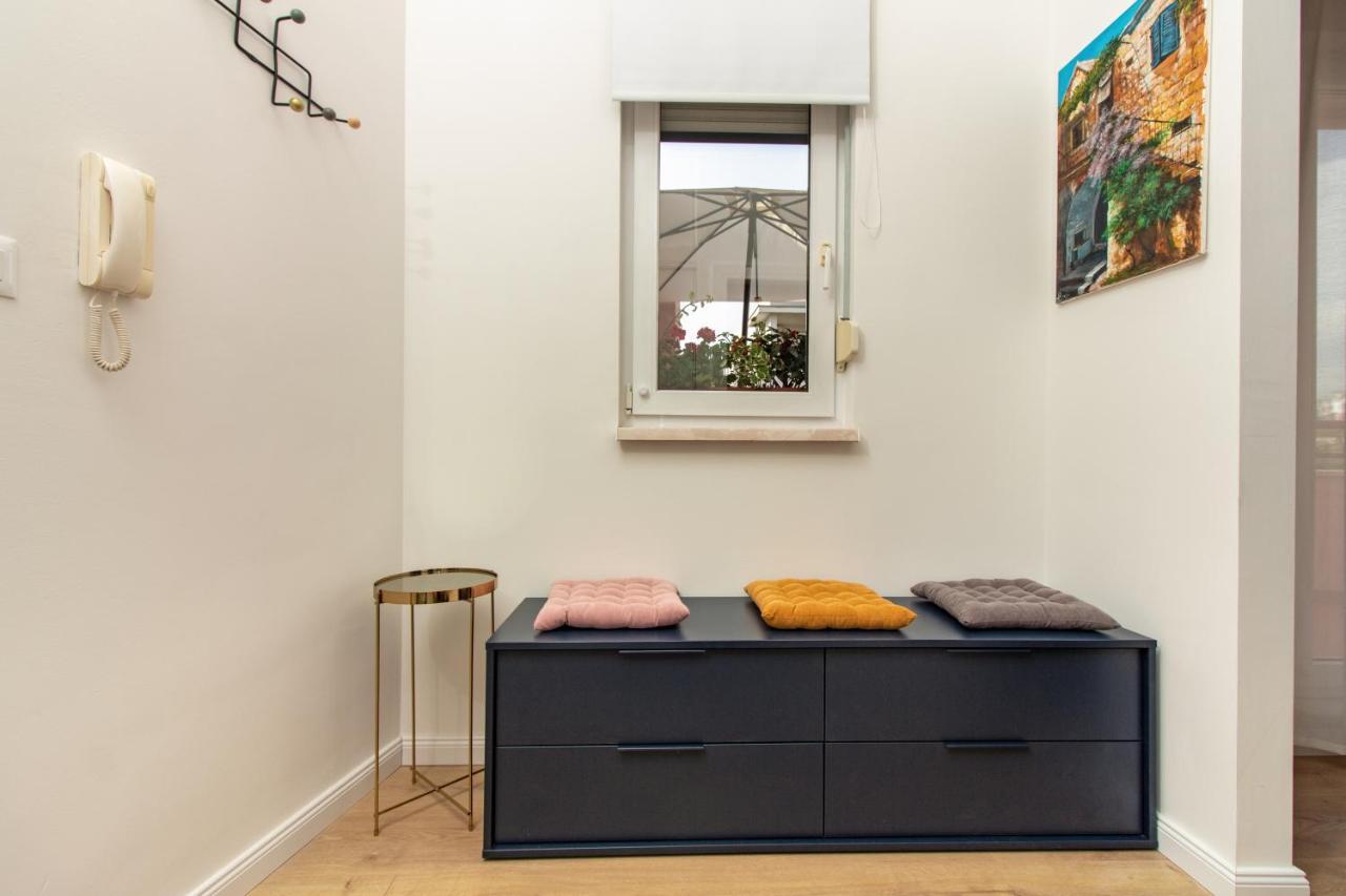 Beachside Apartment Attico スプリト エクステリア 写真